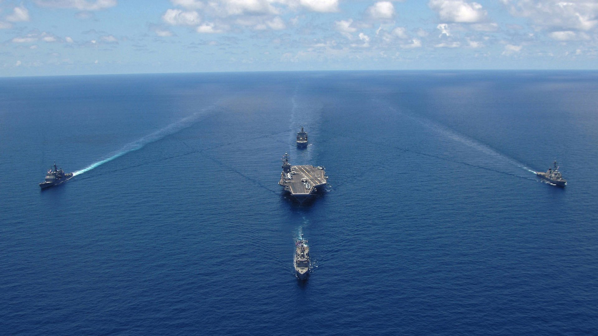 “法甲争冠火药味十足,劲旅全力冲刺最后阶段”,法甲 经典比赛