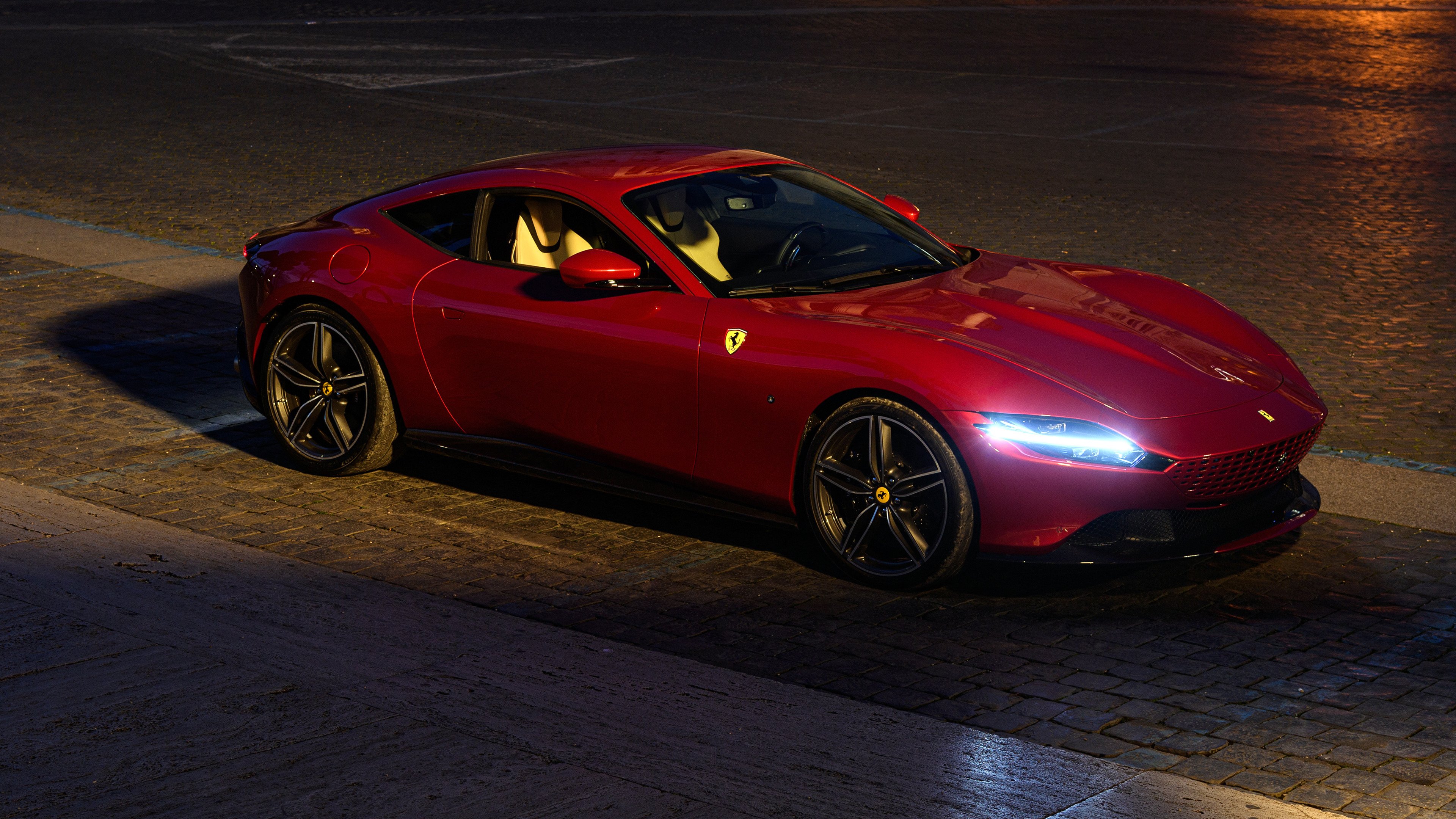 冬季雪地抢椅子赛，趣味横生的冰雪运动